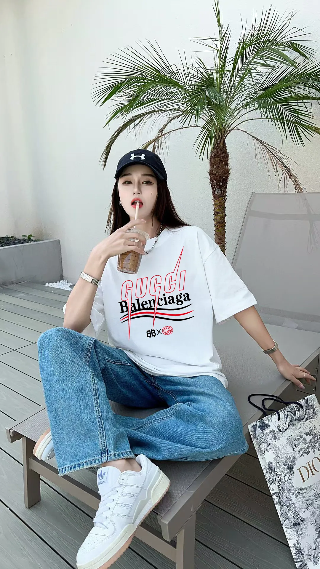 P80✨🔥 [Gucci co-branded with Balenciaga] 2026FW short-sleeved T-shirt printed letter logo Premium 26s double yarn 300g fabric heavy fabric custom stretcher rib same vat and dye complete three labels men and women Same Style Color: Black White Apricot Size: S M L XL XXL